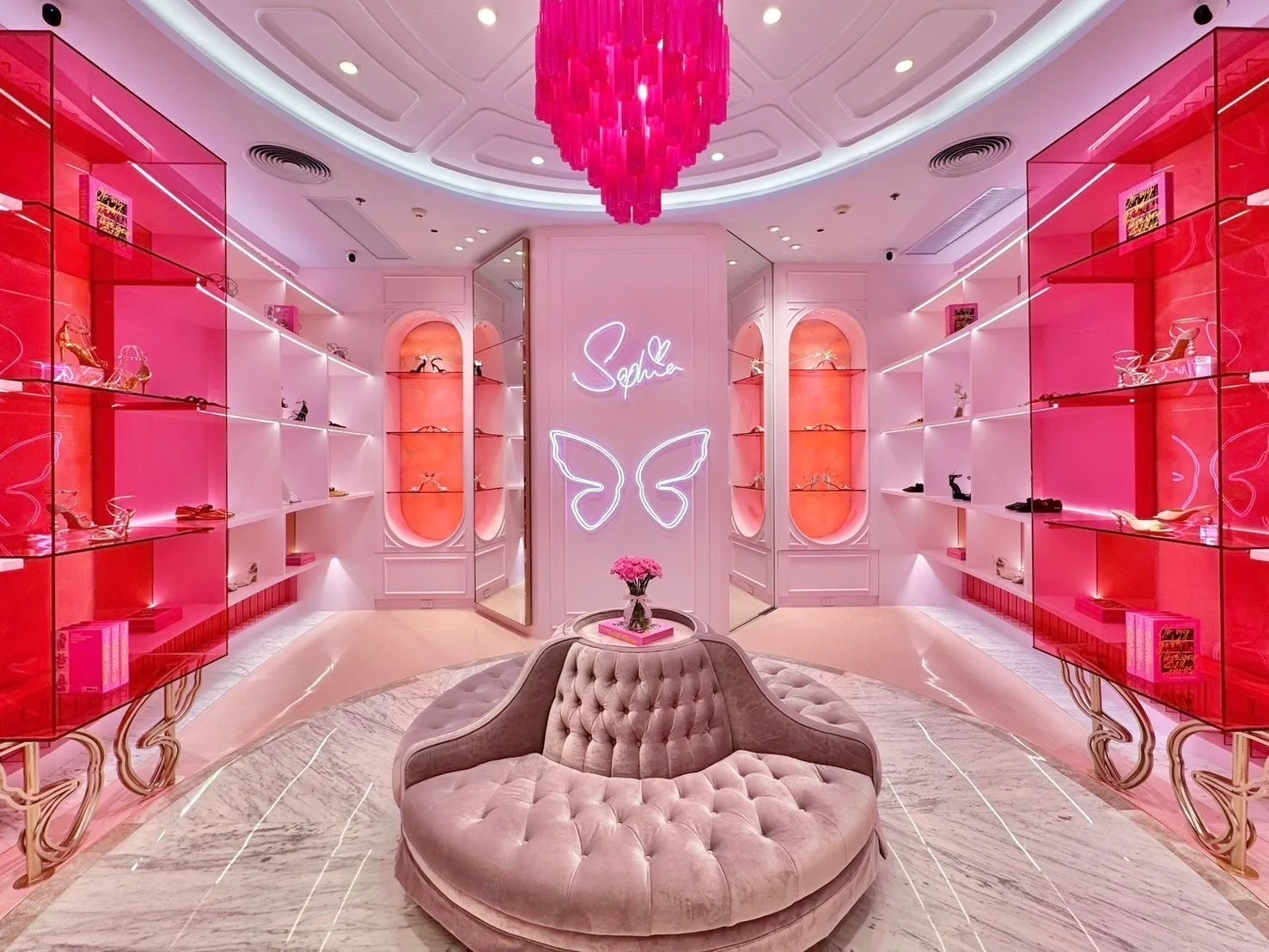 0ac111e7-721f-4b20-b35d-1ea89237c59e